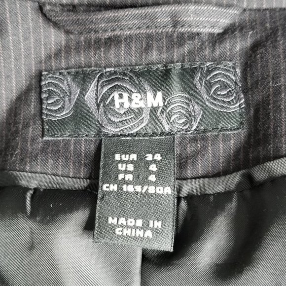 H&M Black Single Button Pinstripe Blazer Jacket Size 4 - Picture 8 of 12